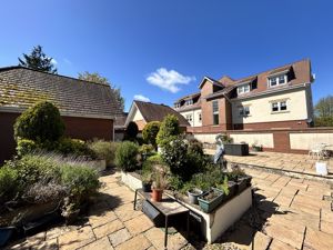 Photo 33- click for photo gallery